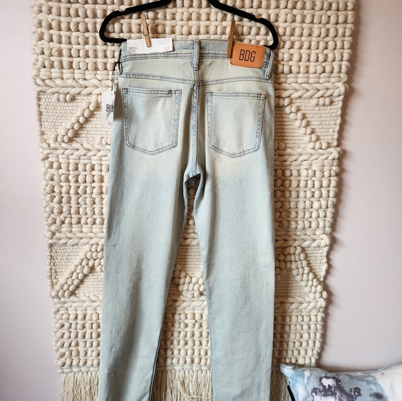 HOST PICK - NWT BDG Jeans Skinny Stretch - Picture 3 of 6